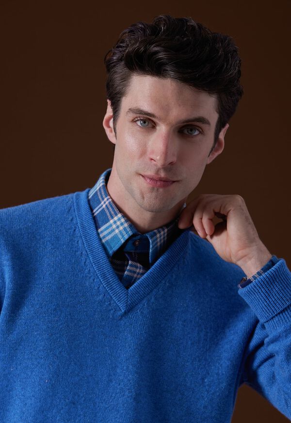 Blue Paul Stuart Classic Cashmere Double Ply V-Neck | UK_PAUL52220