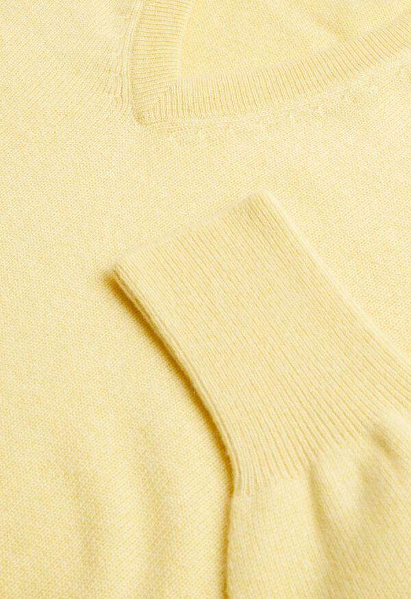 Yellow Paul Stuart Classic Cashmere Double Ply V-Neck | UK_PAUL86200